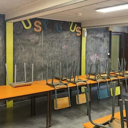 Confortable 4 Pers Avec Terrasse - Api-1-52-391 * Les Cabannes (Ariege)