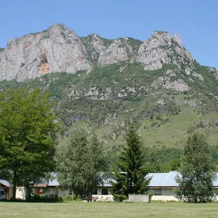 Kamp alanı Confortable 4 Pers Avec Terrasse - Api-1-52-391 *