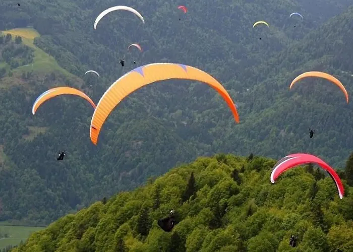 Confortable 4 Pers Avec Terrasse - Api-1-52-391 Les Cabannes (Ariege)